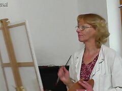 Tímido enfermera joven videos caseros para adultos